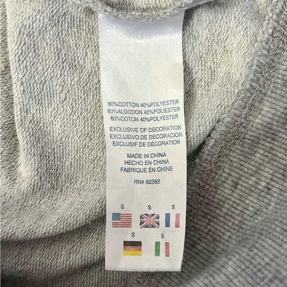 Champion Youth Boy’s Gray Athletic Sweatshirt Hoodie Size S - Picture 4 of 4